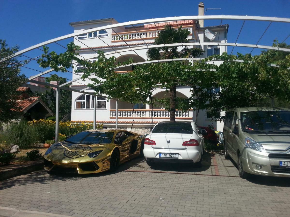 Apartments Nina Vodice Exterior foto