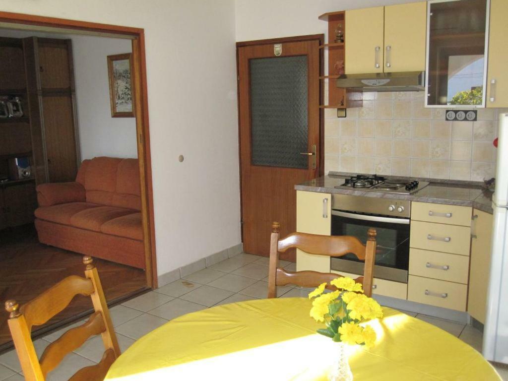 Apartments Nina Vodice Exterior foto